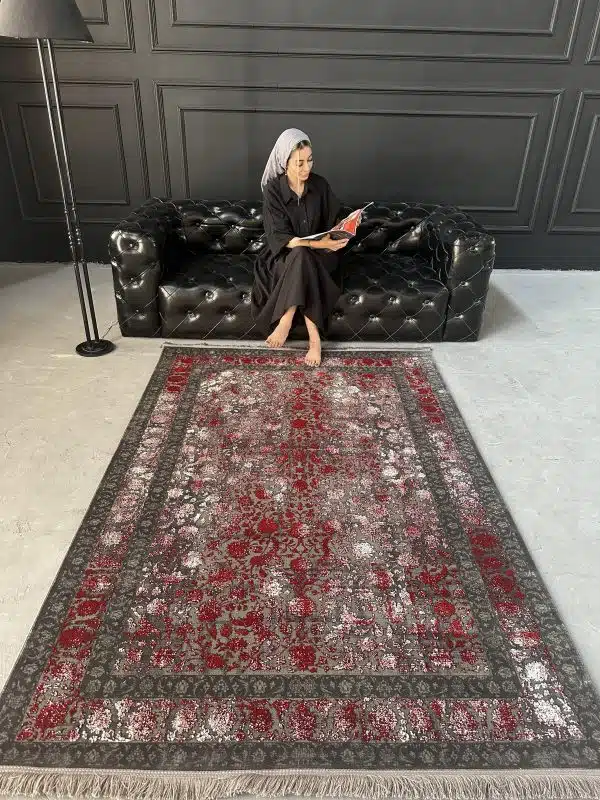 فرش ماشینی 700 شانه افشان خاص کد 73001dl، رنگ زمینه قرمز لاکی - فرش ماشینی 700 شانه افشان خاص، رنگ قرمز لاکی، فرش دایره‌ای، فرش کاشان - تصویر شماره 3