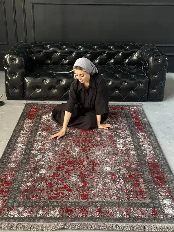 فرش ماشینی 700 شانه افشان خاص کد 73001dl، رنگ زمینه قرمز لاکی - فرش ماشینی 700 شانه افشان خاص، رنگ قرمز لاکی، فرش دایره‌ای، فرش کاشان - تصویر شماره 5